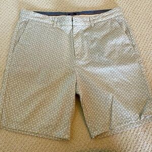 Johnnie O men’s shorts, size 36